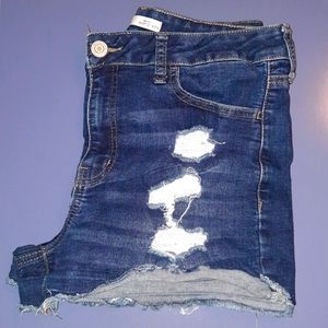 Blue ripped jean shorts Size 13 / 31
